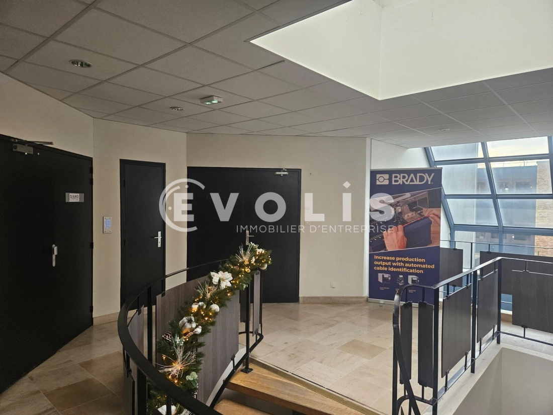 Photo 7 – location bureaux	VILLEBON SUR YVETTE (91140)