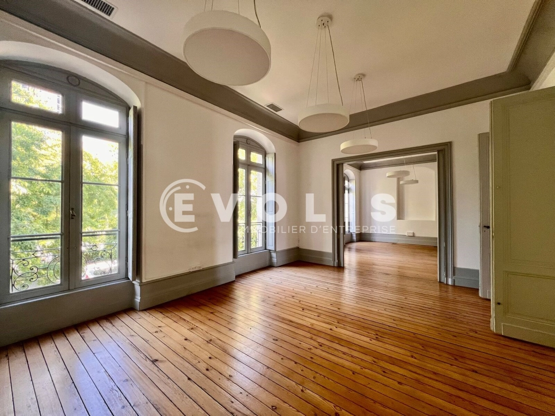 Photo 1 – location bureaux	BORDEAUX (33200)
