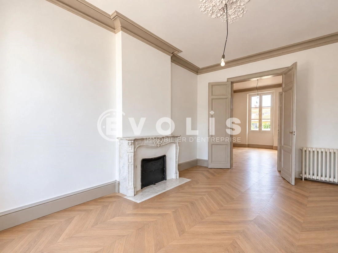 Photo 1 – location bureaux	BORDEAUX (33000)