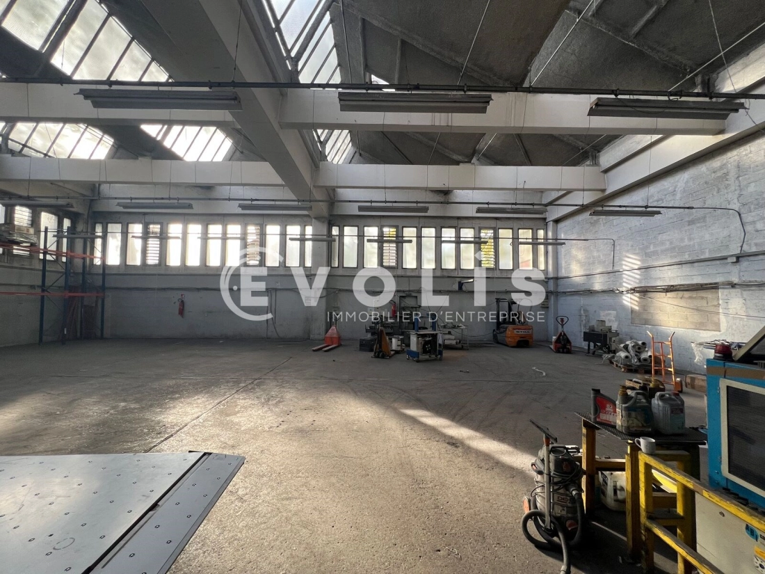 Photo 8 – location Entrepôts / activités	MONTREUIL (93100)