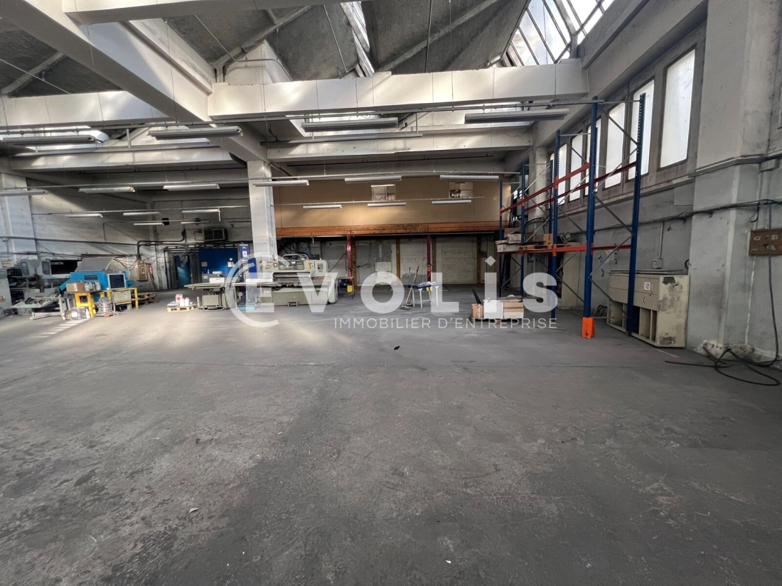 Photo 4 – location Entrepôts / activités	MONTREUIL (93100)