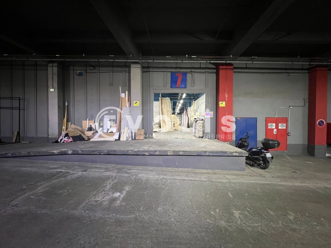 Photo 3 – location Entrepôts / activités	MONTREUIL (93100)