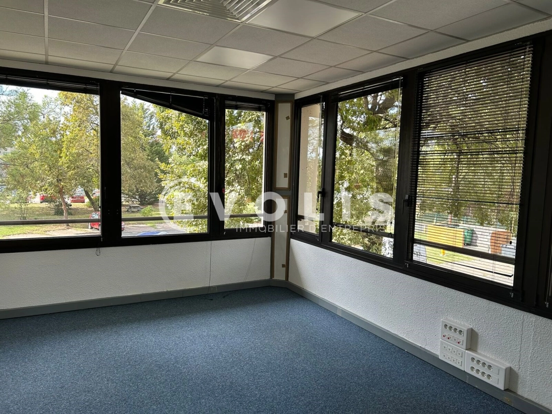 Photo 3 – location bureaux	MERIGNAC (33700)