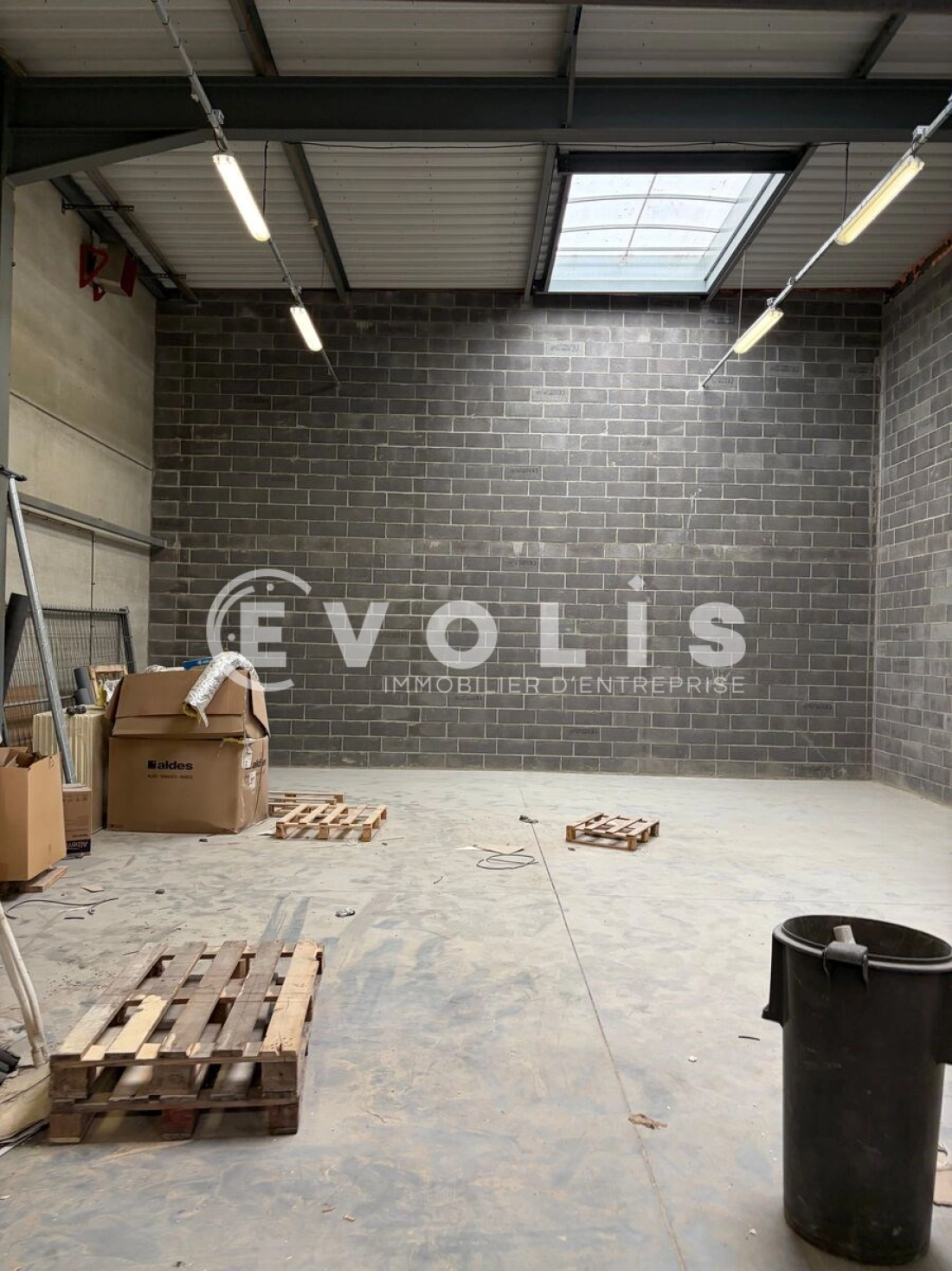 Photo 7 – location Entrepôts / activités	BONDUES (59910)
