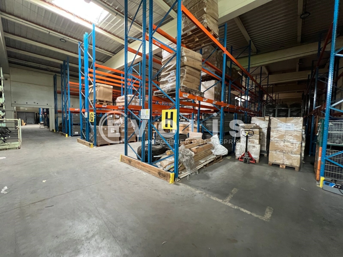 Photo 4 – location Entrepôts / activités	SAINT ANDRE LEZ LILLE (59350)