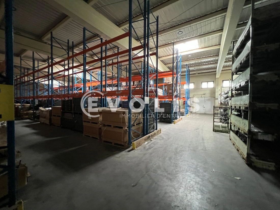 Photo 8 – location Entrepôts / activités	SAINT ANDRE LEZ LILLE (59350)