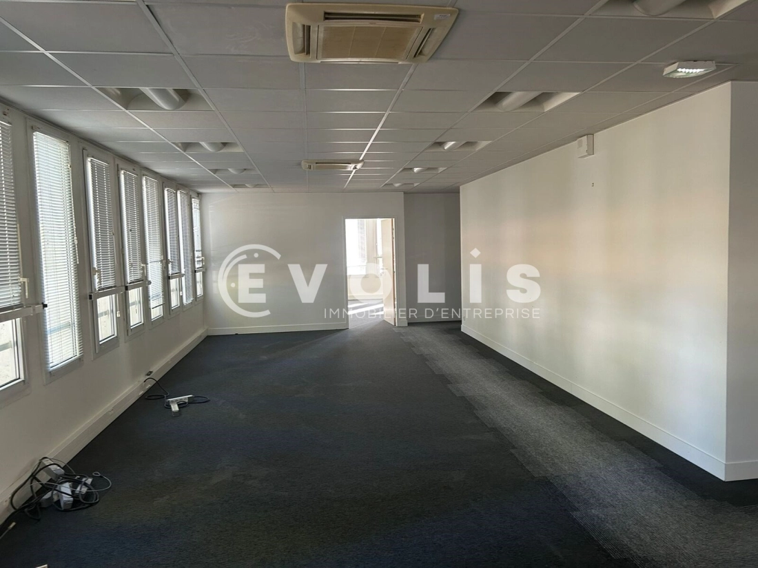 Photo 3 – location bureaux	BORDEAUX (33300)