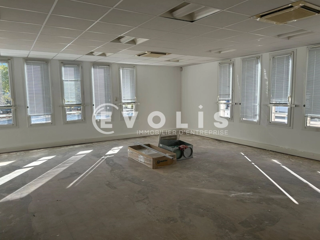 Photo 5 – location bureaux	BORDEAUX (33300)