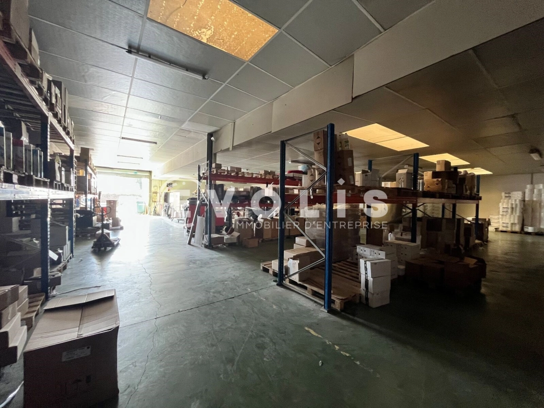 Photo 6 – location Entrepôts / activités	PESSAC (33600)