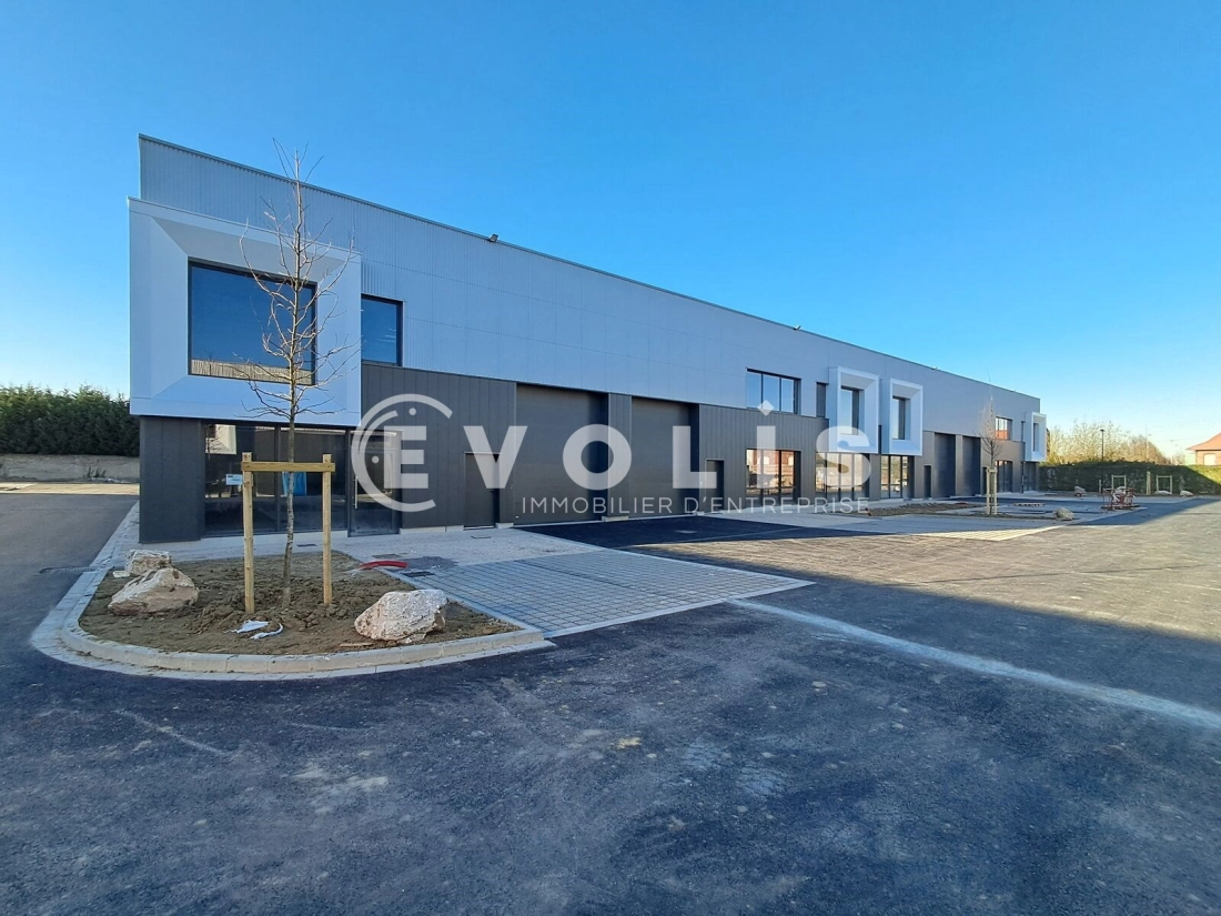 Photo 1 – vente Entrepôts / activités	QUESNOY SUR DEULE (59890)