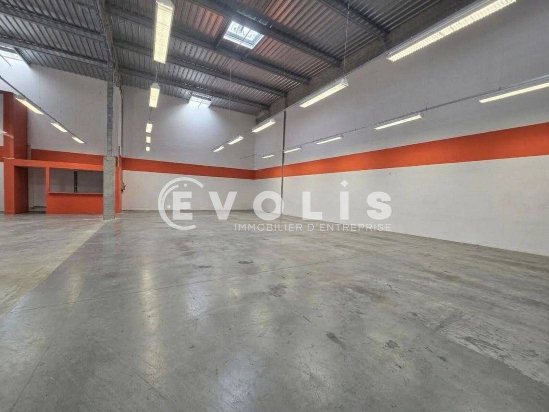 Photo 6 – location Entrepôts / activités	MONTLHERY (91310)