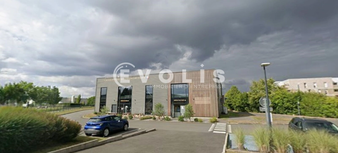 Photo 1 – location Entrepôts / activités	WAMBRECHIES (59118)