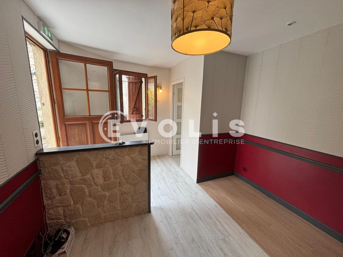 Photo 2 – vente bureaux	BRIIS SOUS FORGES (91640)