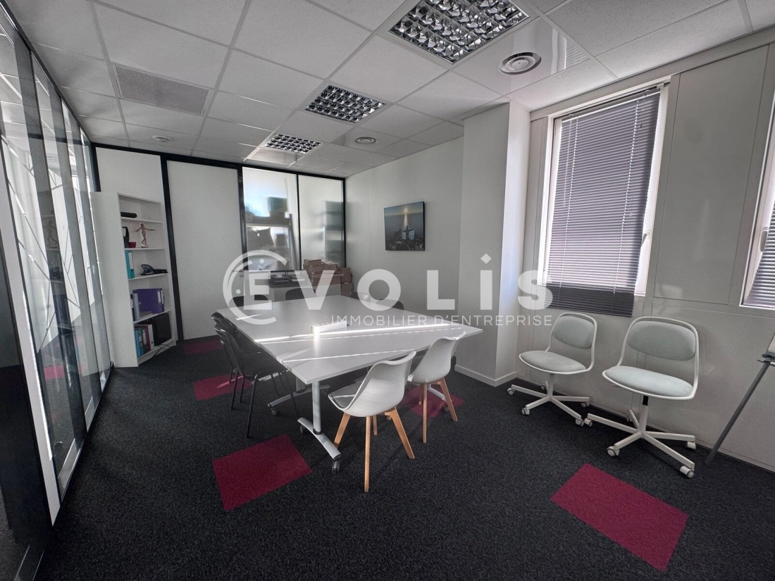 Photo 8 – location bureaux	LYON (69007)