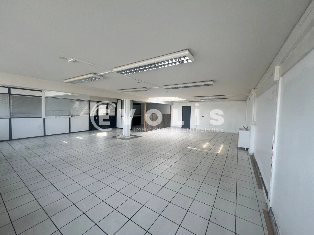 Photo 6 – vente Entrepôts / activités	TOURCOING (59200)