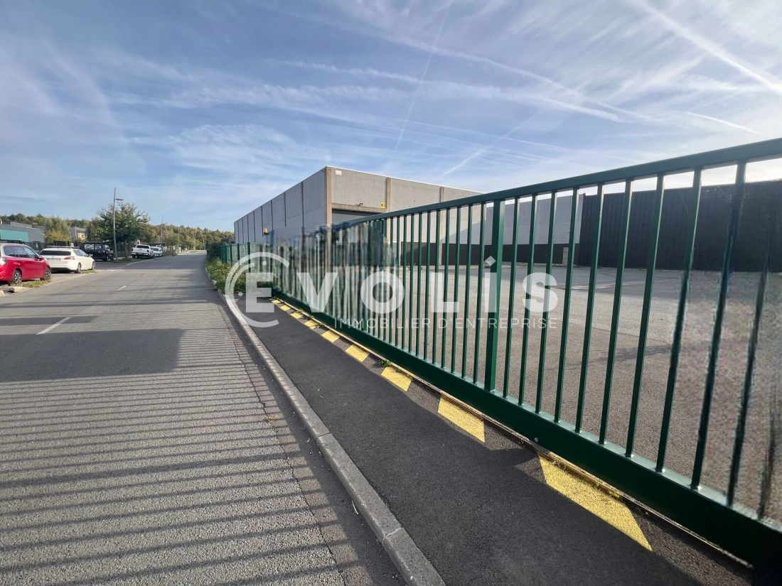 Photo 11 – vente Entrepôts / activités	CYSOING (59830)