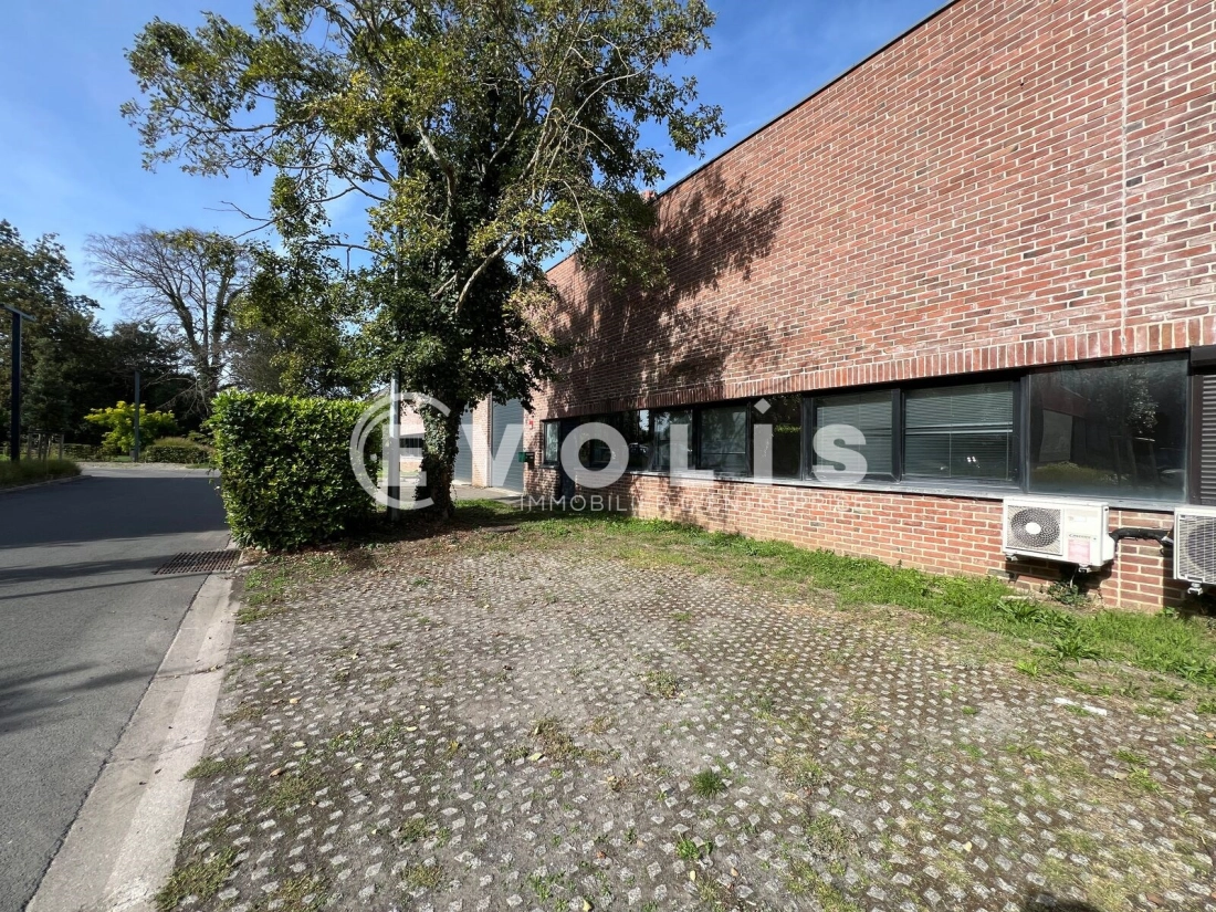 Photo 3 – location Entrepôts / activités	VILLENEUVE D'ASCQ (59650)