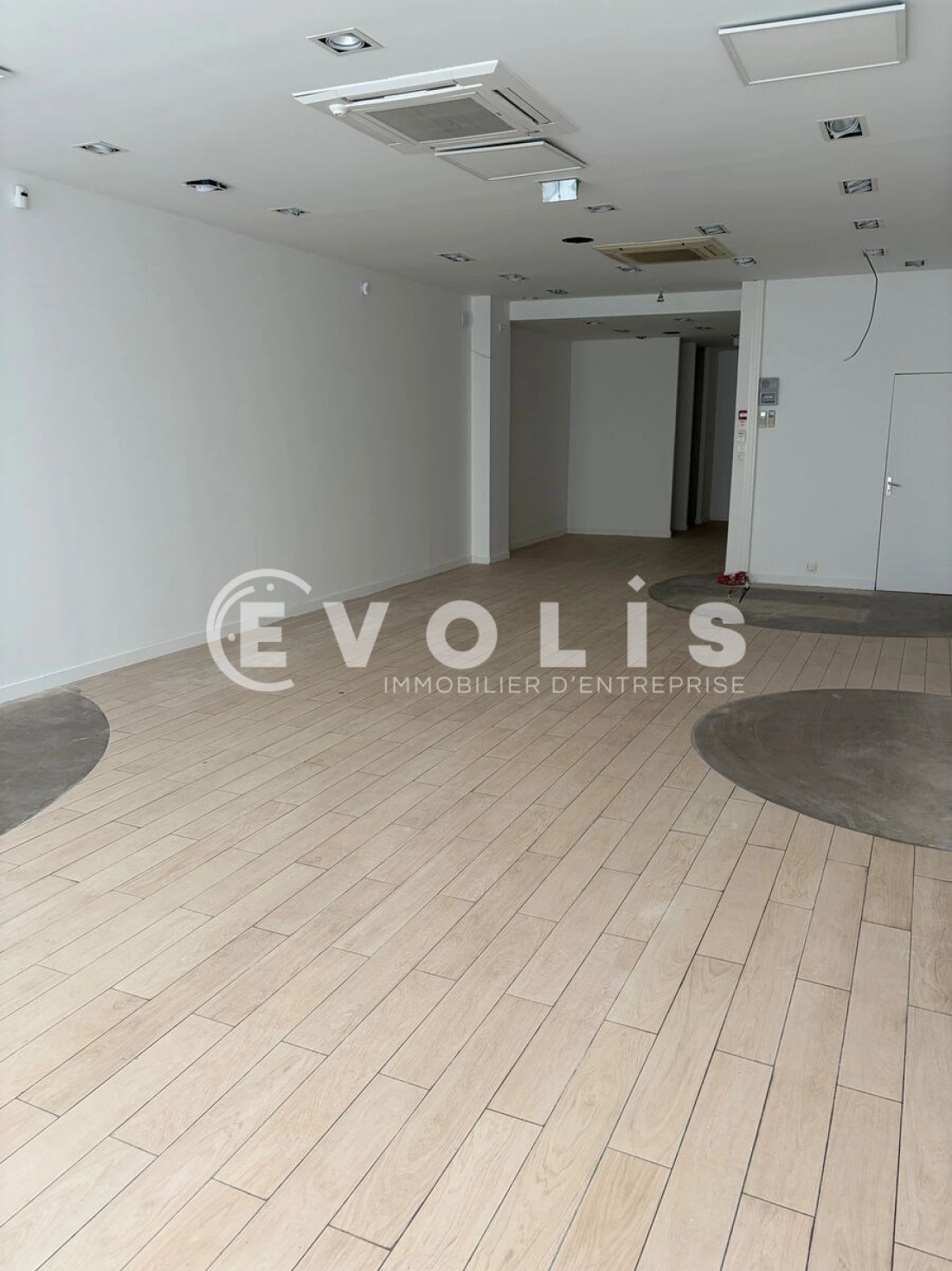 Photo 2 – location Locaux commerciaux	LILLE (59000)