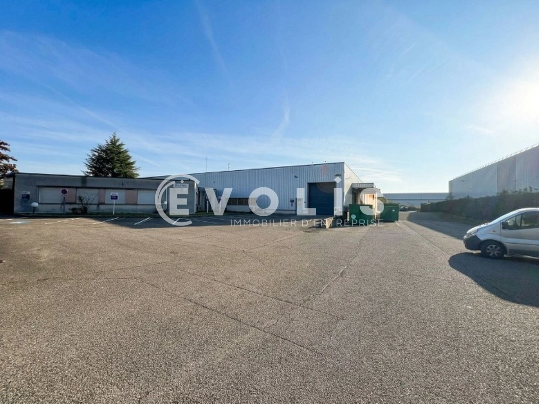 Photo 2 – location Entrepôts / activités	SAINT QUENTIN FALLAVIER (38070)