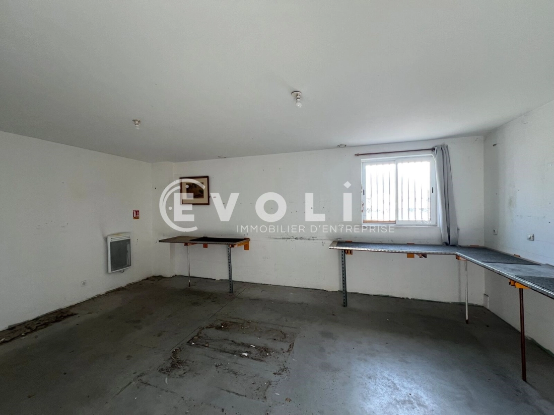 Photo 8 – location Entrepôts / activités	MERIGNAC (33700)