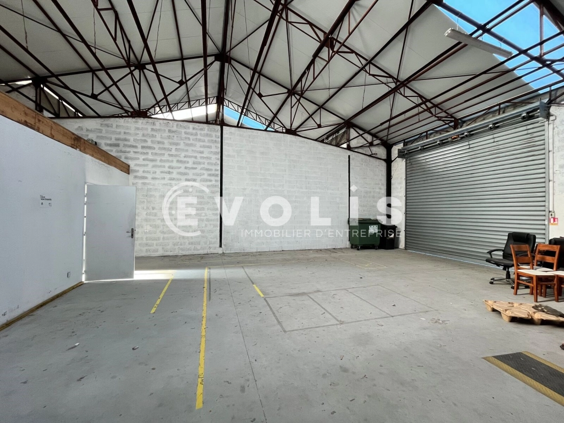 Photo 1 – location Entrepôts / activités	MERIGNAC (33700)