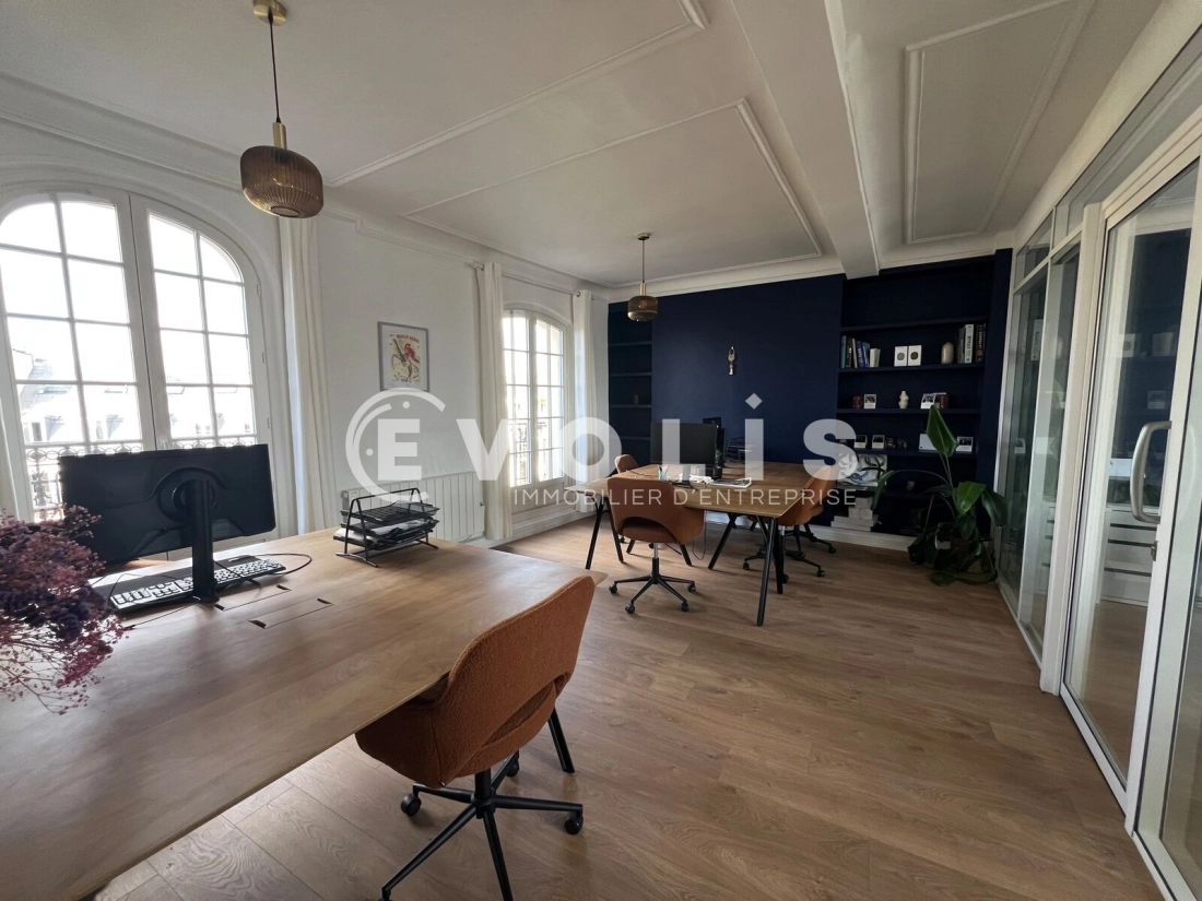 Photo 1 – location bureaux	PARIS (75002)