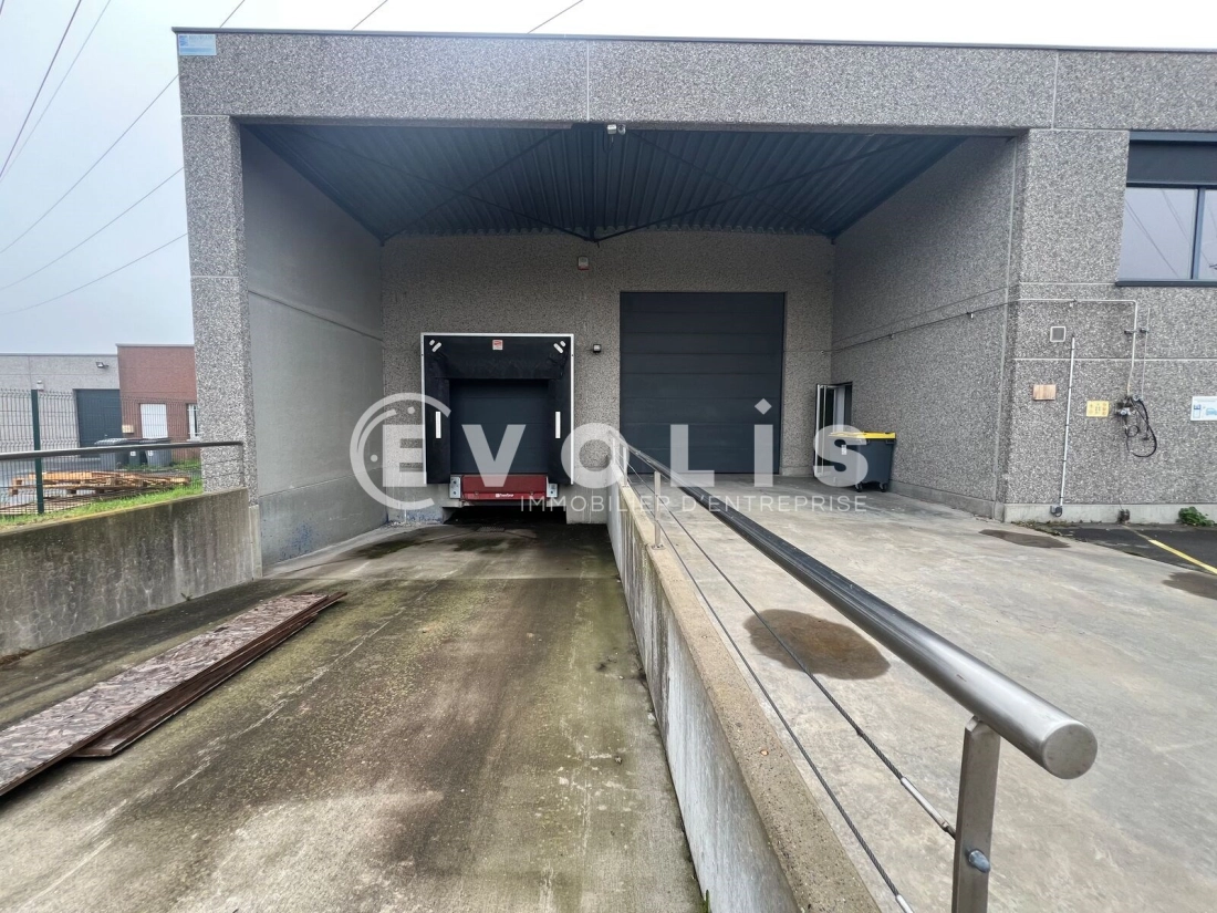 Photo 3 – location Entrepôts / activités	BONDUES (59910)