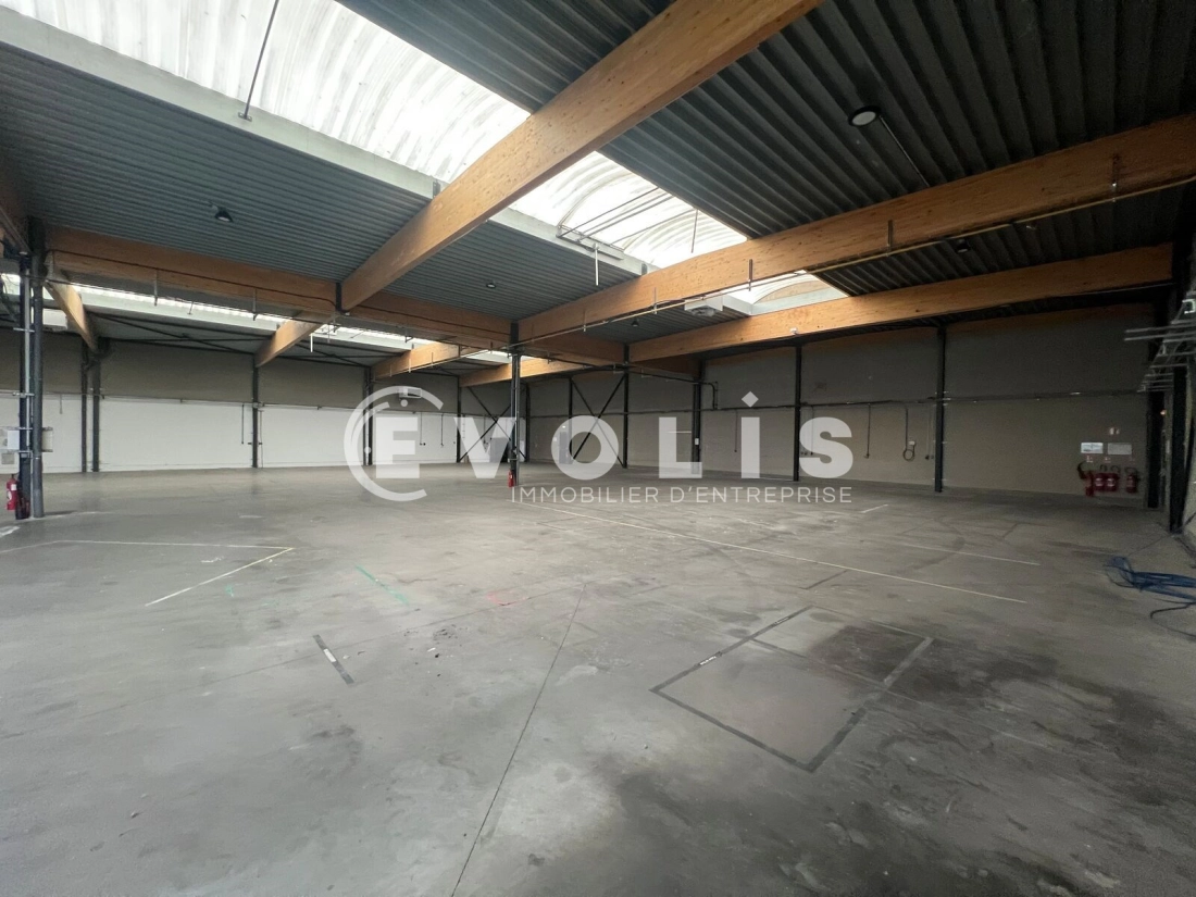 Photo 12 – location Entrepôts / activités	BONDUES (59910)