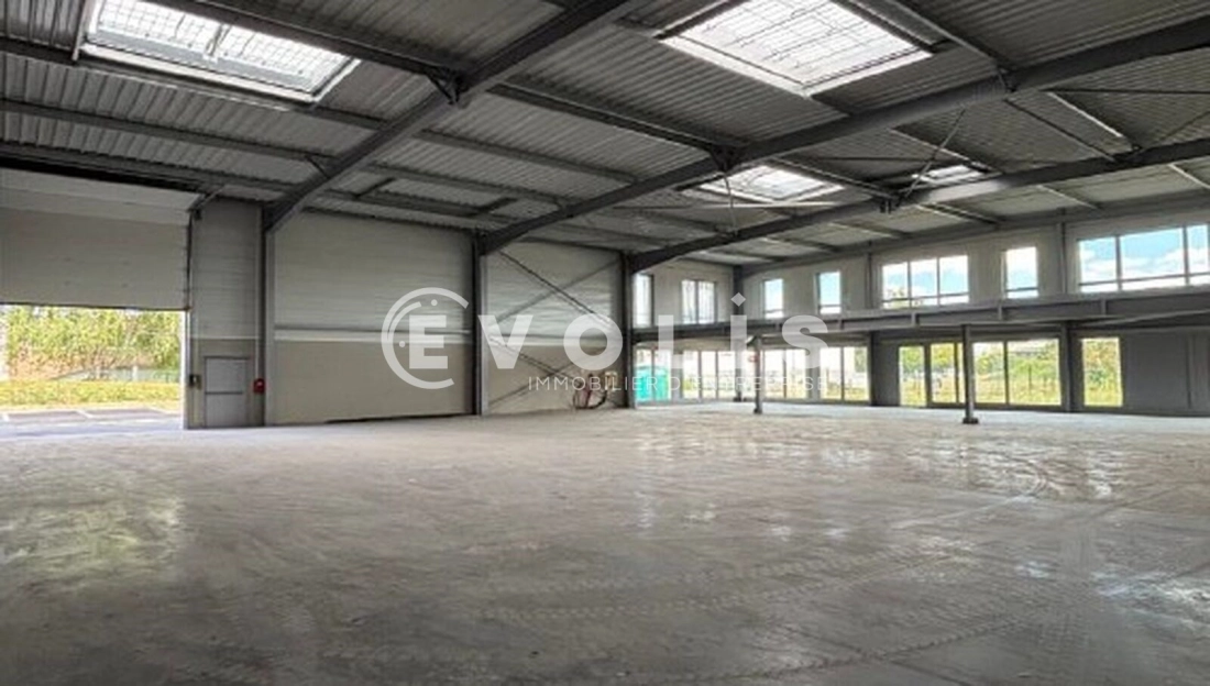 Photo 5 – vente Entrepôts / activités	AVELIN (59710)