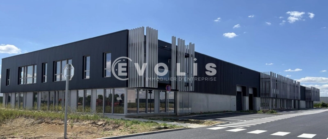 Photo 1 – vente Entrepôts / activités	AVELIN (59710)