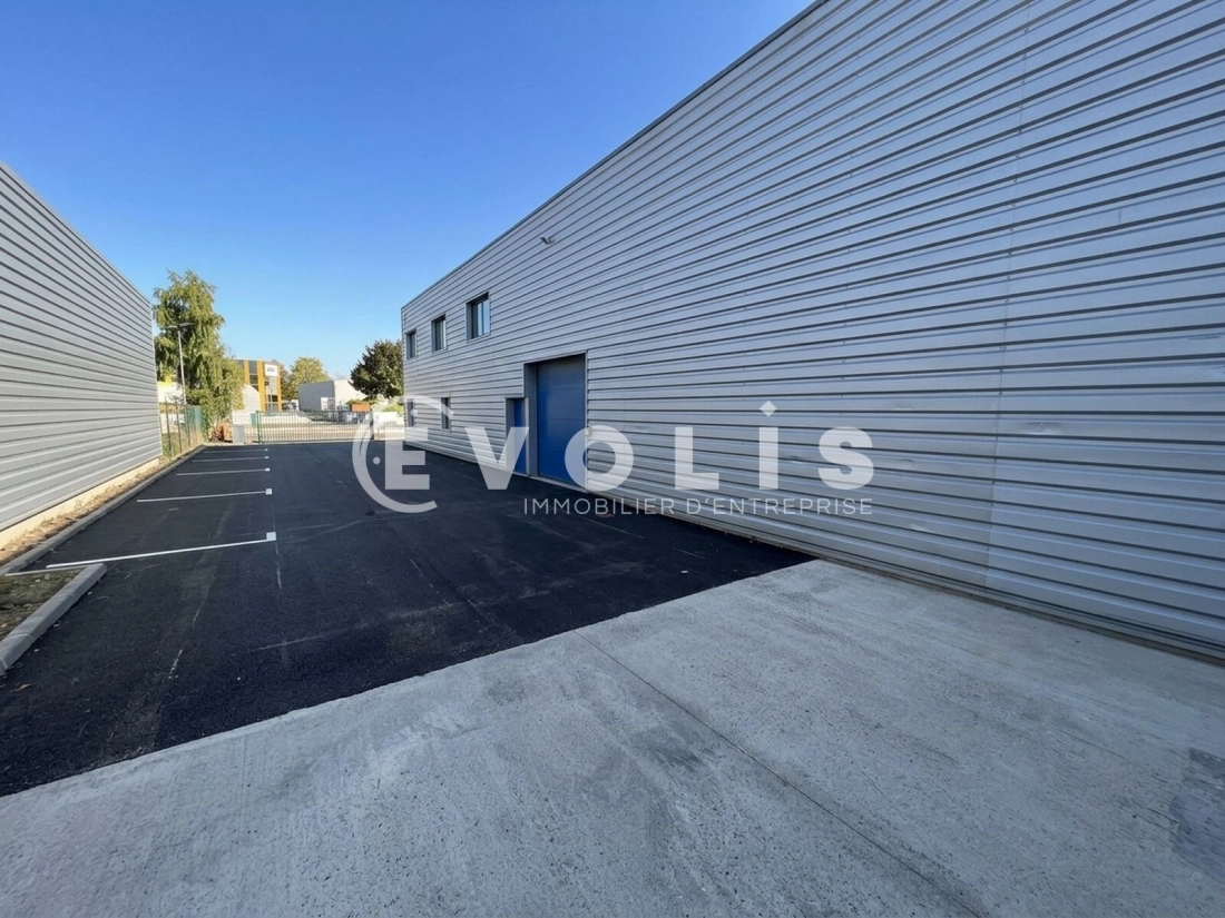 Photo 6 – location Entrepôts / activités	GRIGNY (91350)