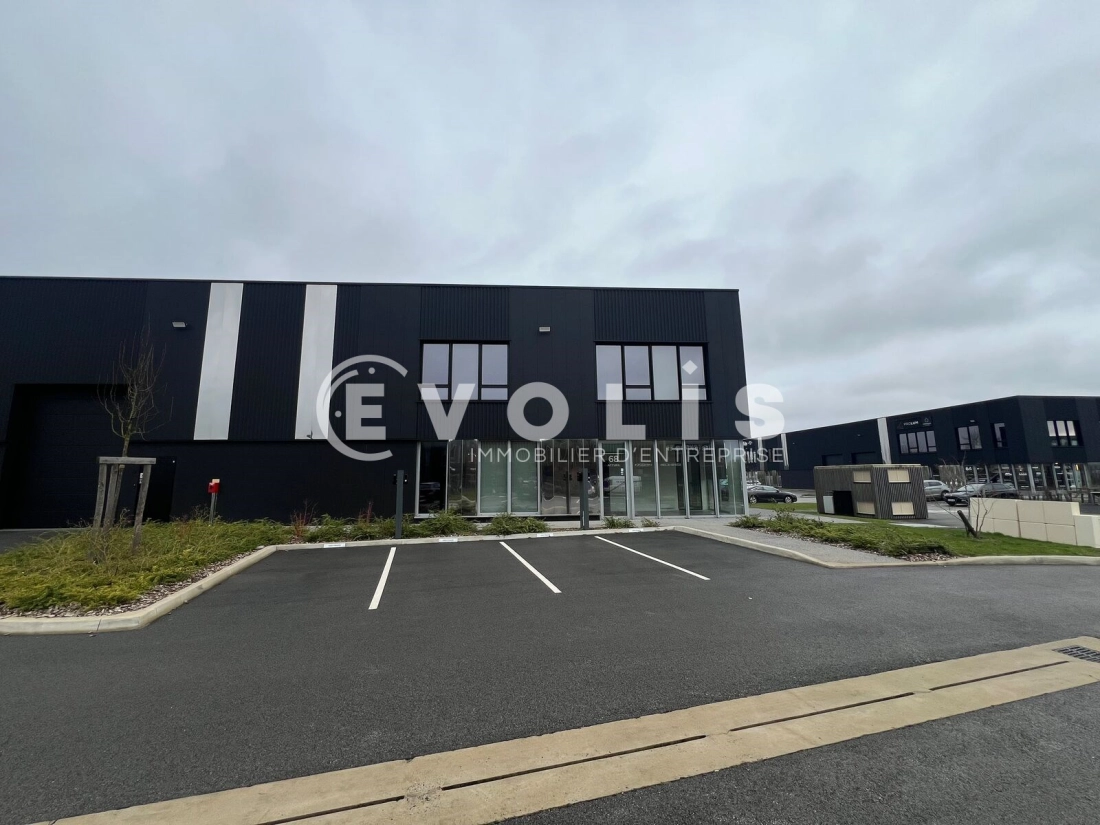 Photo 1 – location Entrepôts / activités	AVELIN (59710)