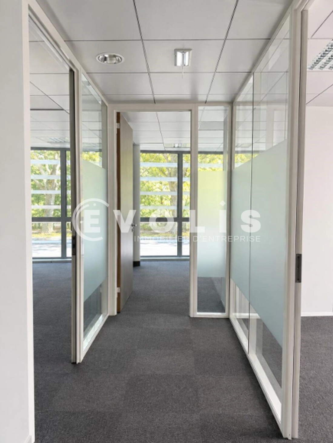 Photo 2 – location bureaux	LYON (69009)