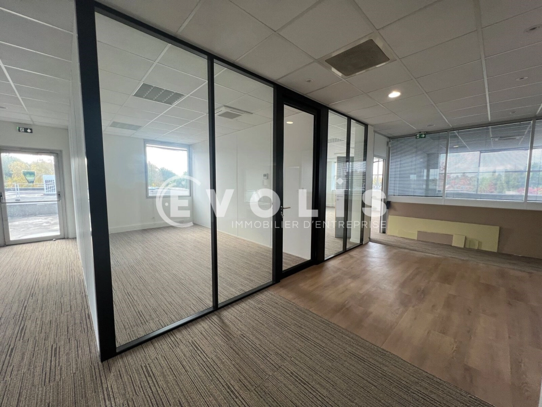 Photo 8 – location bureaux	LAMBERSART (59130)