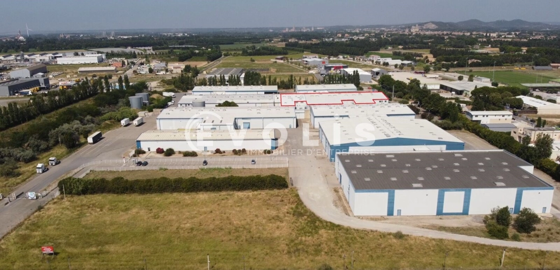 Photo 1 – location Entrepôts / activités	TARASCON (13150)