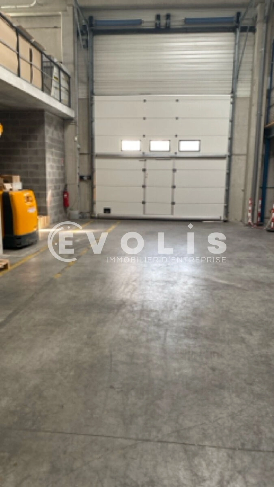 Photo 11 – location Entrepôts / activités	LESQUIN (59810)