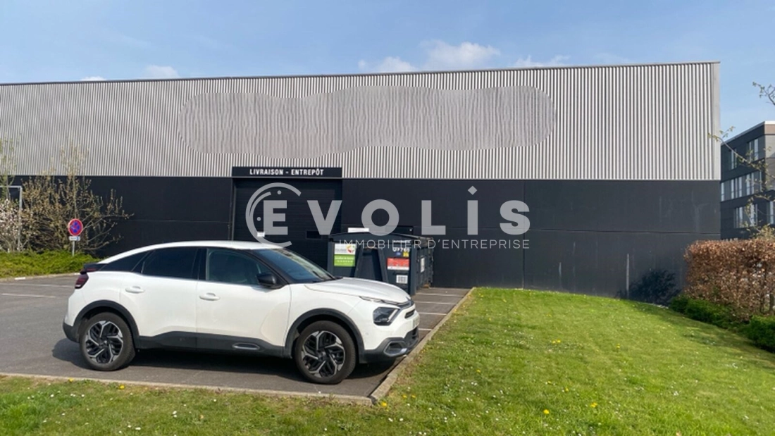 Photo 1 – location Entrepôts / activités	LESQUIN (59810)