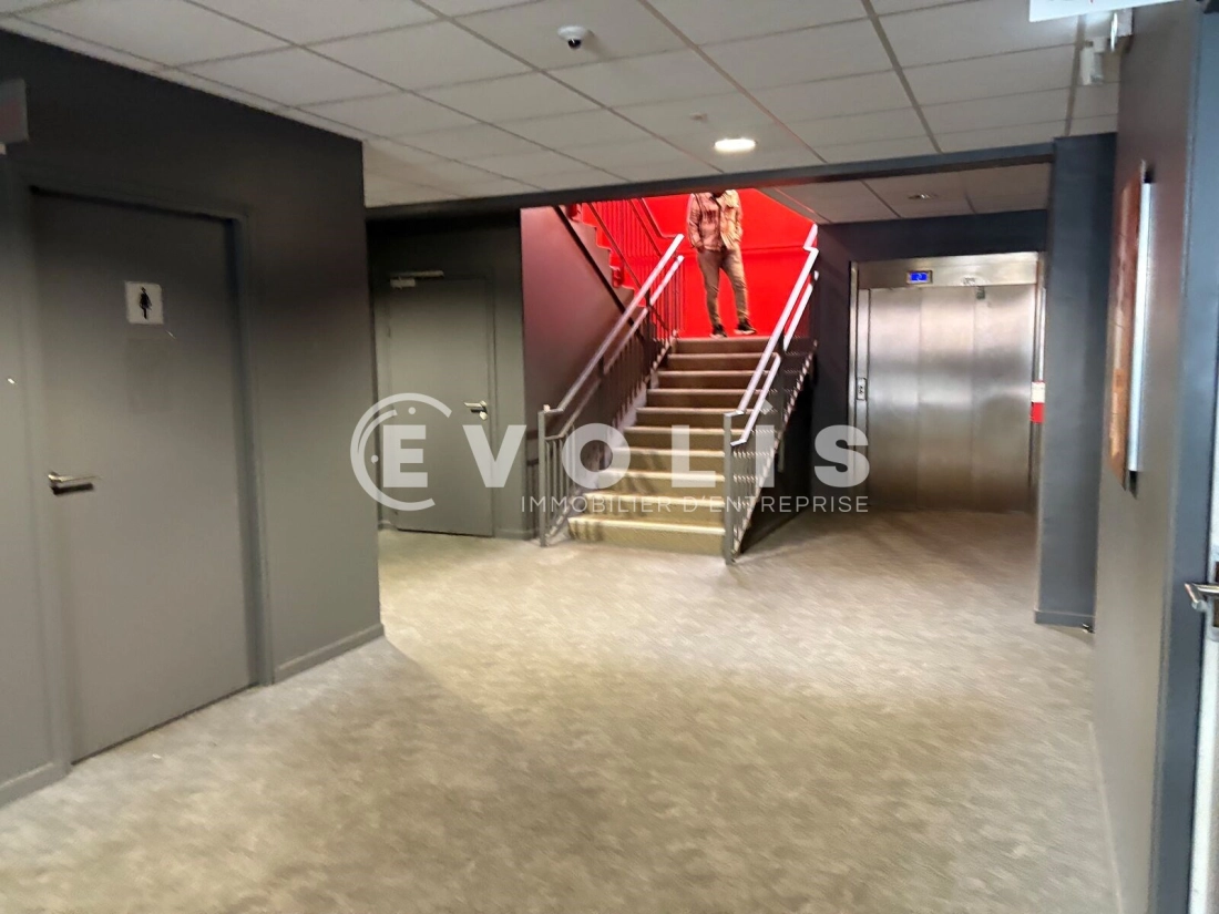 Photo 3 – vente bureaux	LEZENNES (59260)