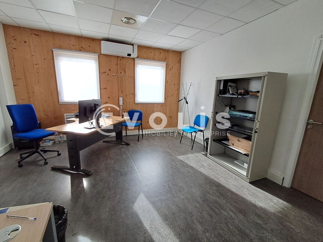 Photo 7 – location Entrepôts / activités	WAMBRECHIES (59118)