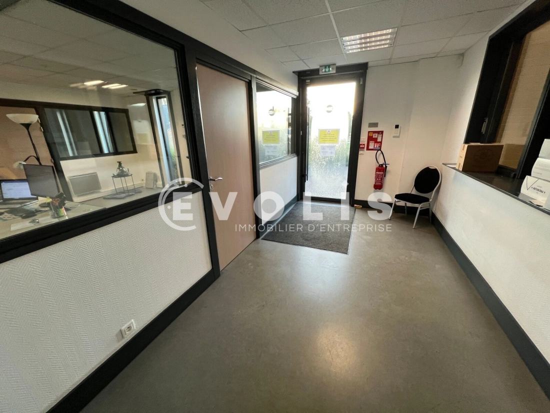 Photo 10 – location Entrepôts / activités	WAMBRECHIES (59118)