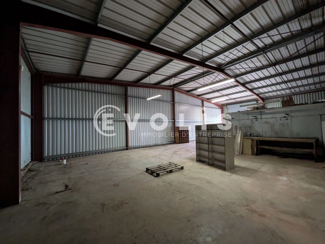 Photo 5 – location Entrepôts / activités	CENAC (33360)