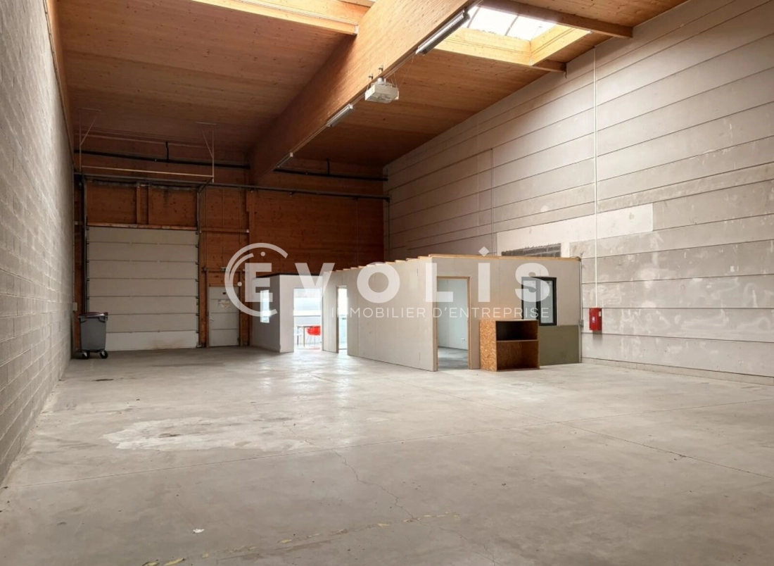 Photo 4 – location Entrepôts / activités	WATTRELOS (59150)