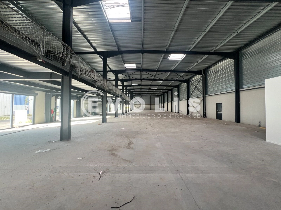 Photo 5 – location Entrepôts / activités	WASQUEHAL (59290)
