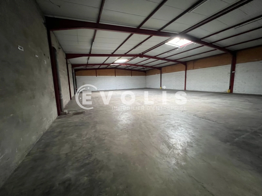 Photo 14 – location Entrepôts / activités	TOUSSIEU (69780)