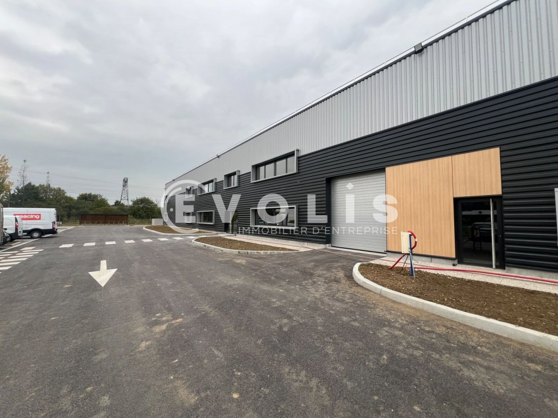 Photo 1 – vente Entrepôts / activités	ERQUINGHEM LYS (59193)