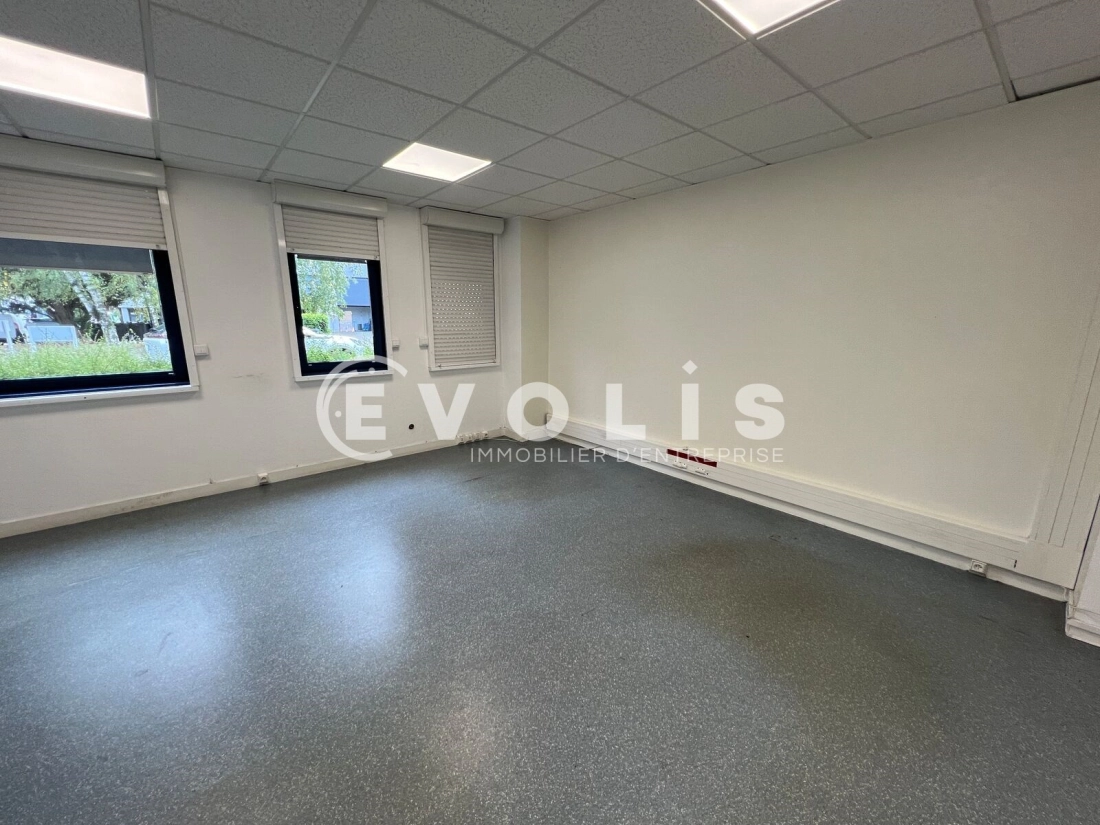 Photo 5 – location Entrepôts / activités	VILLENEUVE D'ASCQ (59650)