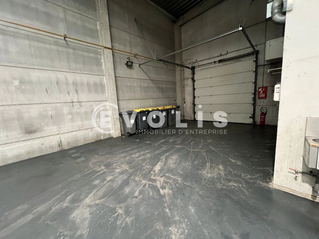 Photo 6 – location Entrepôts / activités	VILLENEUVE D'ASCQ (59650)