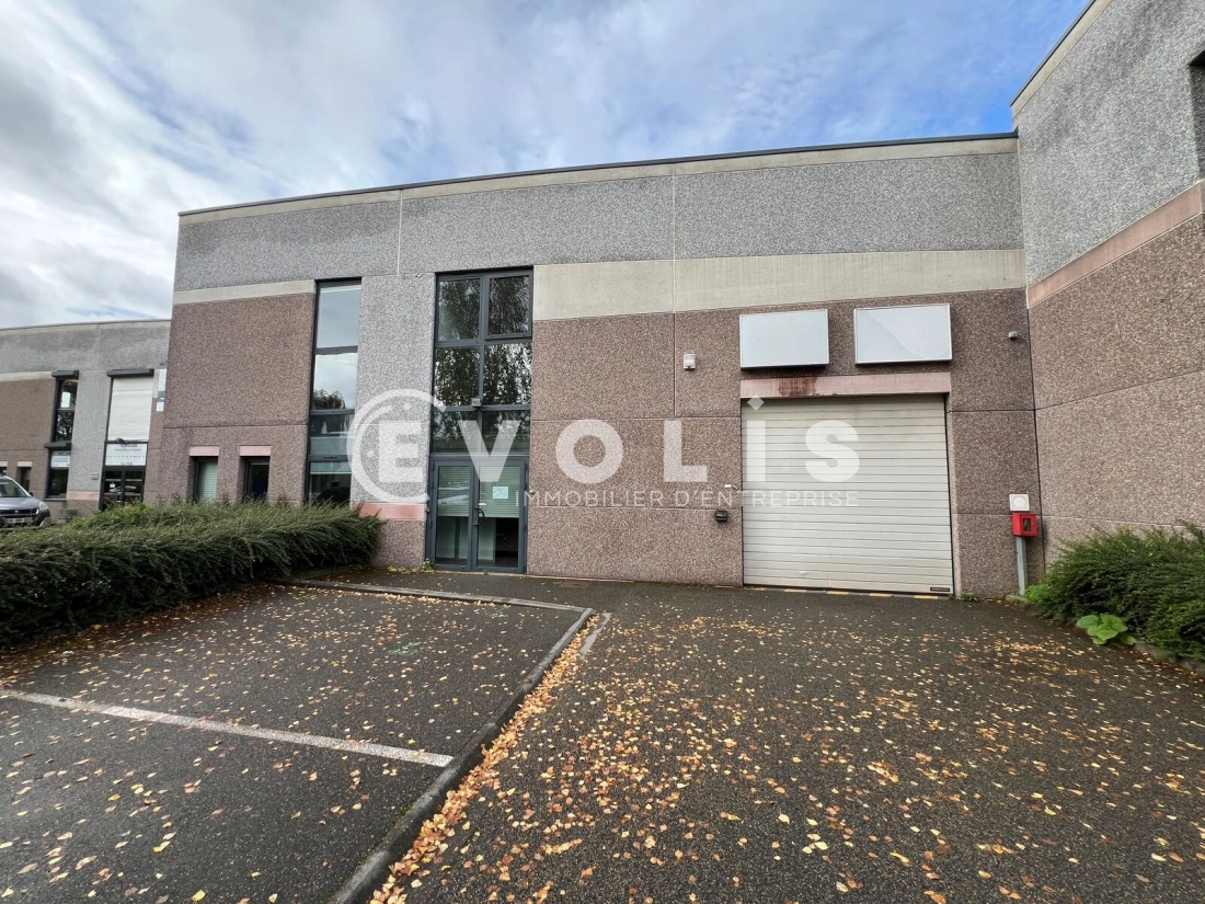 Photo 1 – location Entrepôts / activités	VILLENEUVE D'ASCQ (59650)