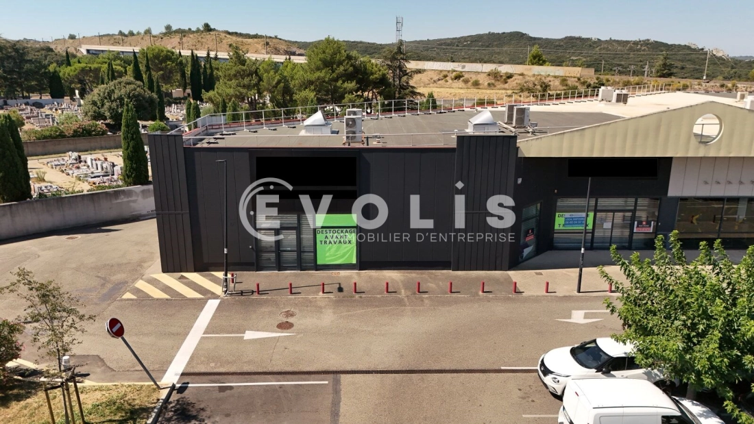 Photo 4 – location Locaux commerciaux	LES ANGLES (30133)