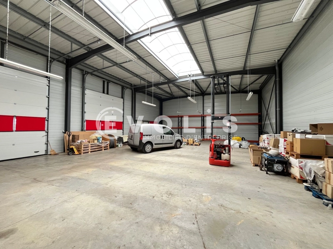 Photo 2 – vente Entrepôts / activités	LE BARP (33114)